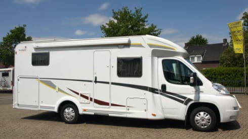 Sunlight T67 – Carefree and Super Luxury camper for 2-4 people