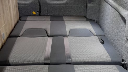FM21 – 4 berth Ford campervan from 2021