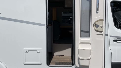 p Hymer semi-integrated from 2024