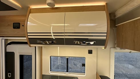 Tranquil – 6 berth Autoroller Luxury 707 Auto Brand new from 2025