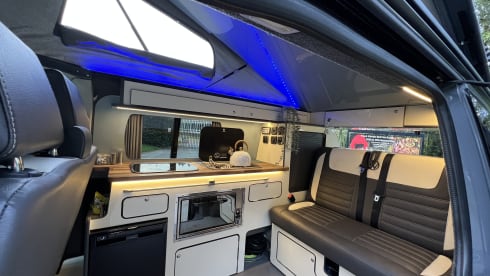 Shelagh – 4 berth Volkswagen campervan 2020- Insurance included 