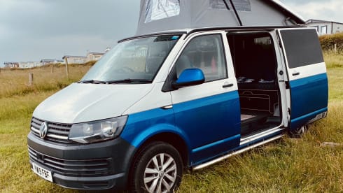 Bobbi-blue – Bobbi-blue VW T6 4 berth 5 seater