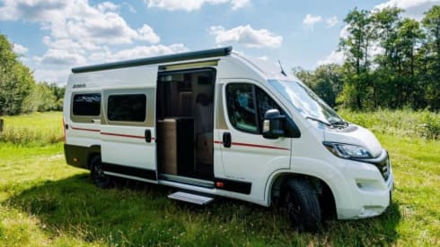 2p Dethleffs bus uit 2024