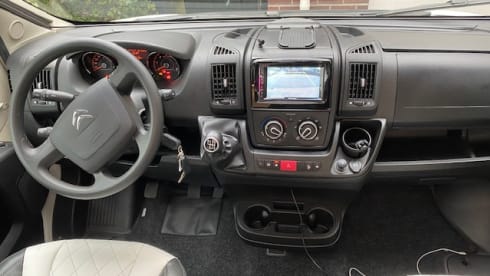 . – Luxury complete Adria semi-integrated camper