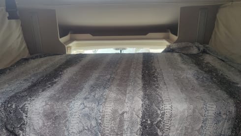  Cozy (family) camper semi-integrated - 4 persons (new 2023) 