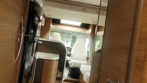 Mijn trots – Spacious 4 person Fiat Ducato Elnagh de luxe semi-integral built in 2016