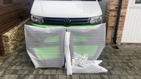Hartland – VW Transporter T5.1 - 4 berth plus optional awning