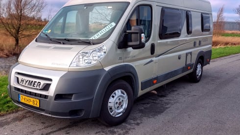 Camp Adventure  – 2p Hymer bus from 2013