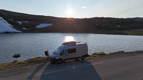 Fiat Ducato 2 or 4 pers. Buscamper - Off grid - Bench air conditioning - Underfloor heating