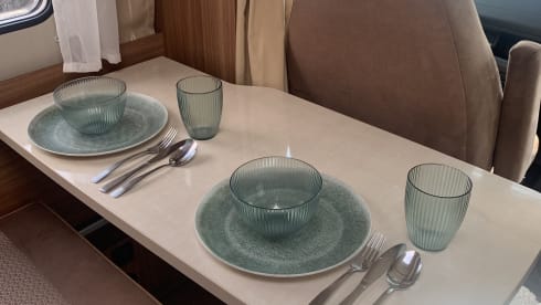 3 Berth 4 Belted Seats Carado semi-integrated from 2016 