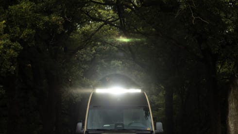 De Suite – 3p Mercedes-Benz campervan from 2024