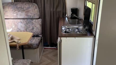 Ons huisje op wielen – 4p Peugeot semi-integrated from 1994