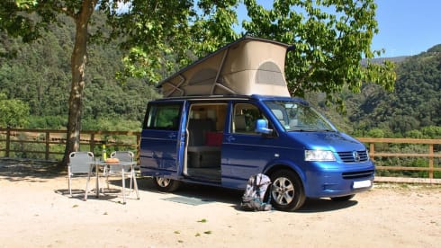 California Skyblue – Camping-car VW | 4 personnes | Portugal | kilométrage gratuit