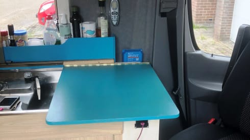 Laura – Delicious compact machine with all amenities and 2x air conditioning!