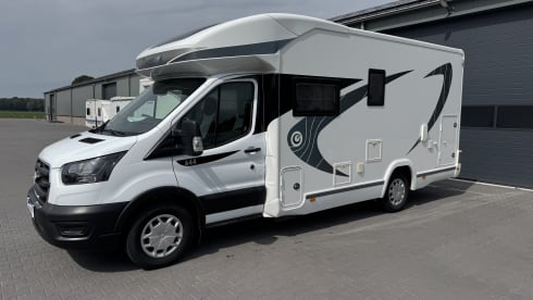 Camping-car semi-intégré Chausson pour 5 personnes