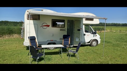Super Camper voor het hele gezin – Équipe de roller 6p Alcove de 2006
