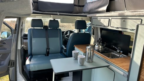 VW T6.1 Transporter with heater(great for the winter getaways!)