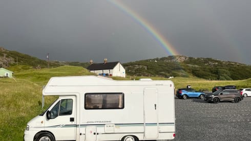 Frida  – 4 berth Peugeot Compass Avantgarde from 2004