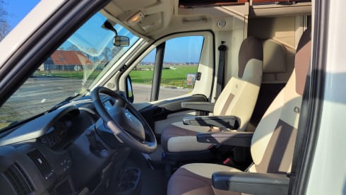 Luxury Adria Matrix SL 670 from 2017