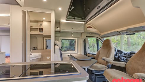 Bussie – Neuer kompakter Buscamper 5m40