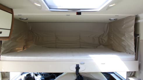 4p Hymer I598 Exsis integral from 2016