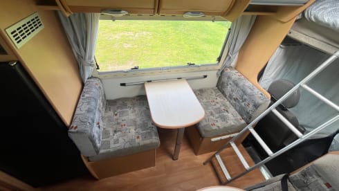 6p Ford alcove uit 2005