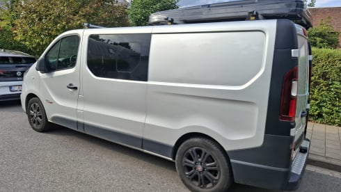 Snelle Jelle – 2016 4-person Fiat campervan