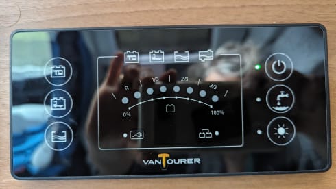 2p Knaus Vantourer bus from 2022 with spacious garage