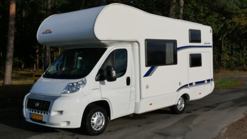 6-person family camper, alcove, Joint Euroliner