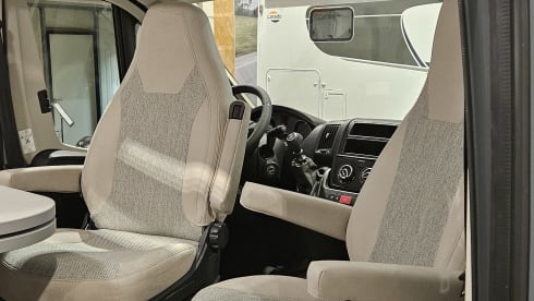 Carado CV 600 CamperVan 2p new 2024