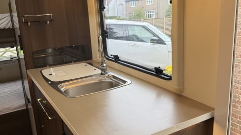 🚐 6 berth Roller Team Zefiro 765 from 2018