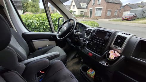 Camperbusy  – Furgone Fiat Ducato a 5 posti 