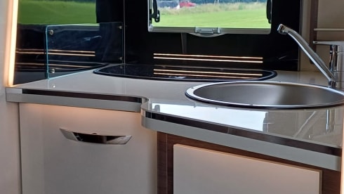 5p McLouis semi-integrated from 2024