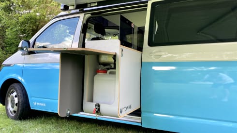 Beautiful Tonke XL (2021) VW camper from the Netherlands