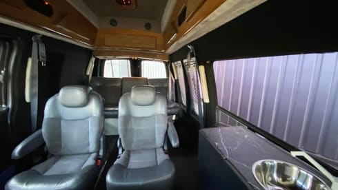 Chevy! – Great Tour Bus (from GTA) for Adventurous Road Trips