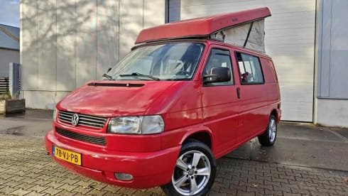 elmo – 4p Volkswagen bus from 1999