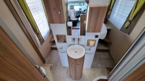 4 person Chausson Titanium (semi-integrated from 2014)