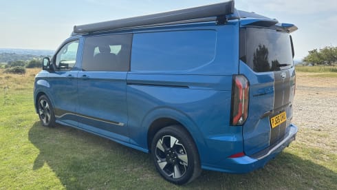 LoraLee – 4 Berth Ford campervan from 2026