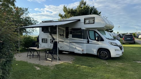 6 person camper from 2008