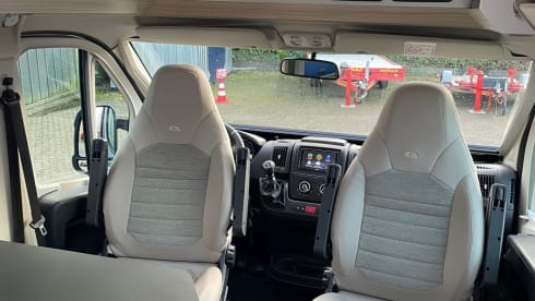 Adria Twin 540 - Bronckhorst Campers