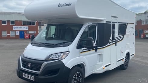 Beni Compact Family van – 6 berth Benimar alcove from 2024
