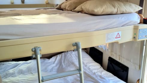 Flash – Chausson Flash 10 with electronic drop down bed