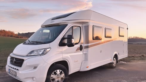 On the way home (T447)