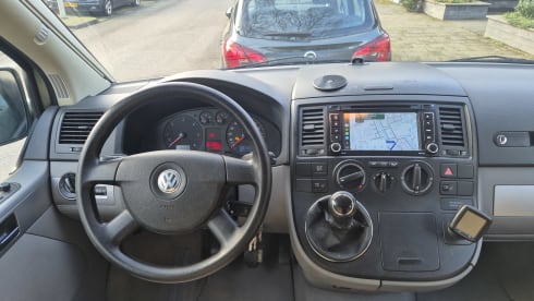 4-Personen-Volkswagen California aus dem Jahr 2008