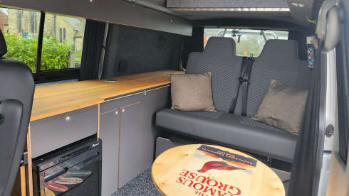 Valerie – Craig's Camper - VW Transporter 4 Berth + Awning