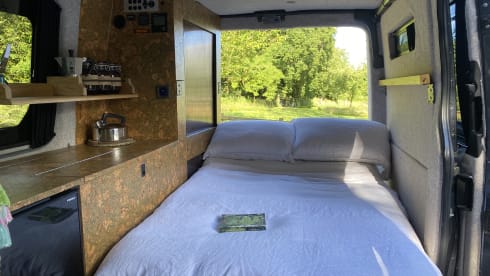 Bespoke campervan for wild adventures in all seasons <3
