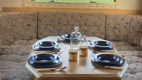 Wonderful spacious family camper for rent