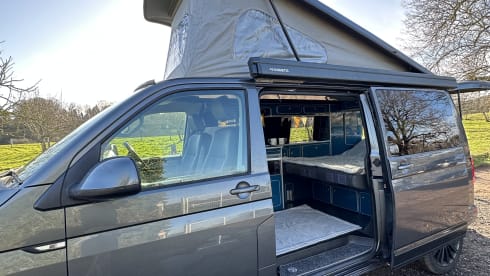 DAVE – Camping-car Volkswagen 4 places à partir de 2019
