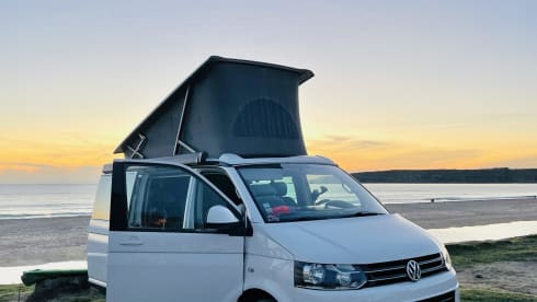 good van only – Volkswagen California T5