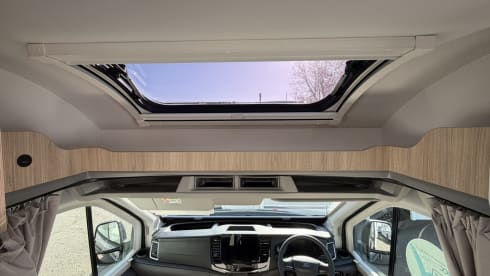 WillyBro – Cavernous motorhome for couples. Luxury living for adventure's 